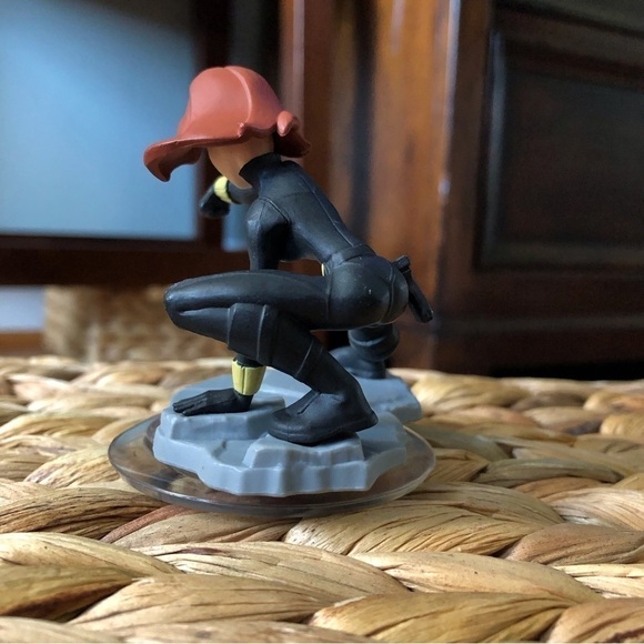 Disney Infinity 2.0: Marvel Figure: Black Widow - Picture 2 of 5